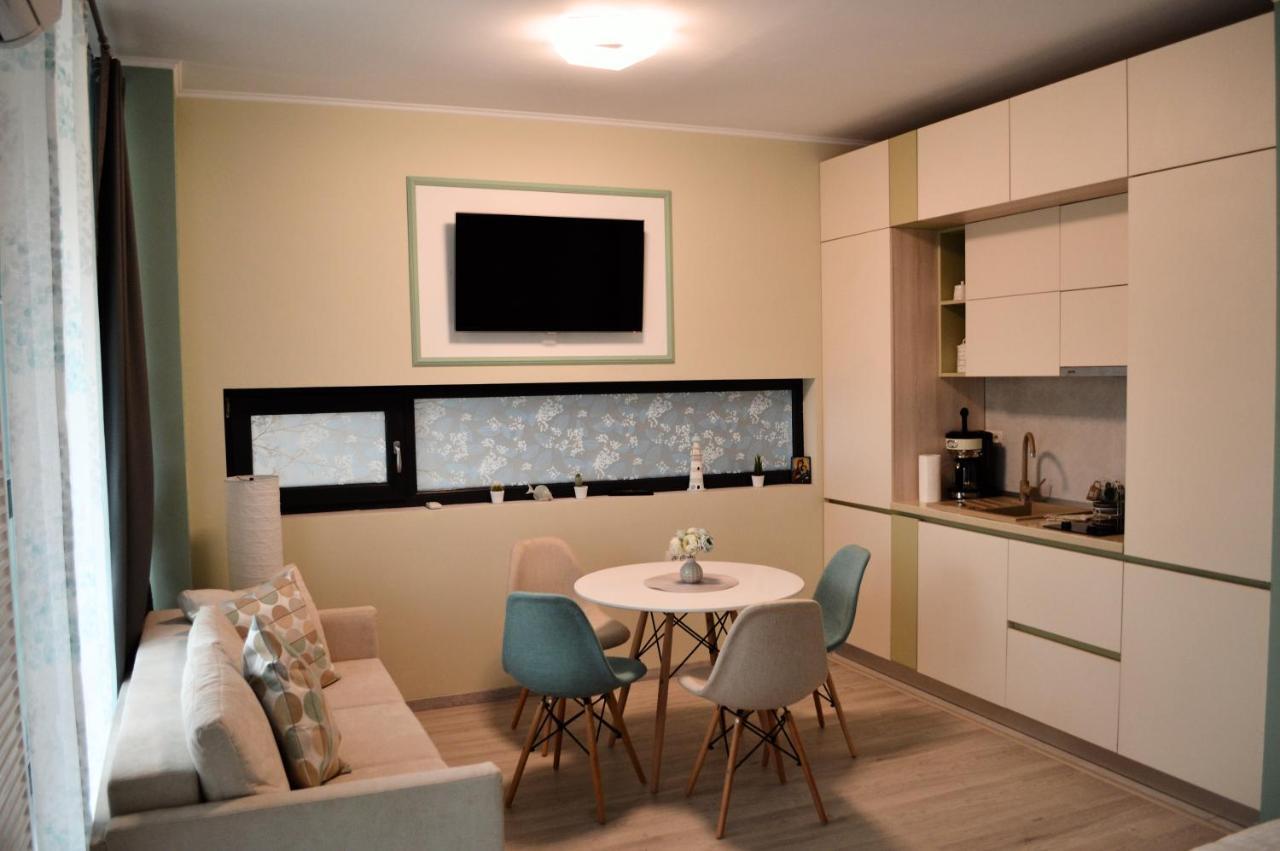 Cc Belle Studio Apartment Navodari Exterior photo